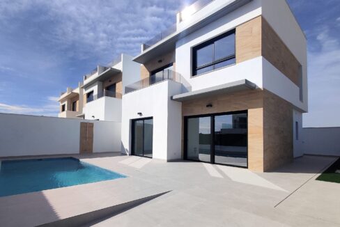 000 1 2026 Huis kopen aan de Costa Blanca